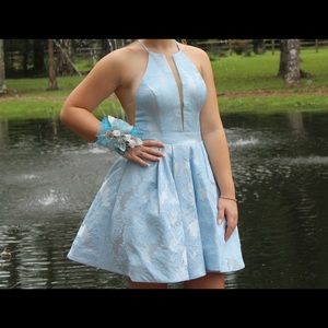 Wore for homecoming, someone else might want it!